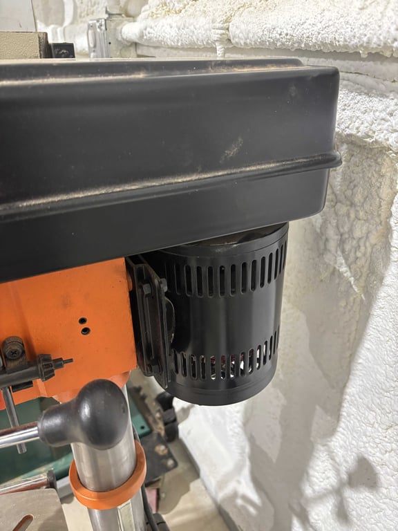 WEN 12" Variable Speed Drill Press - Image 6