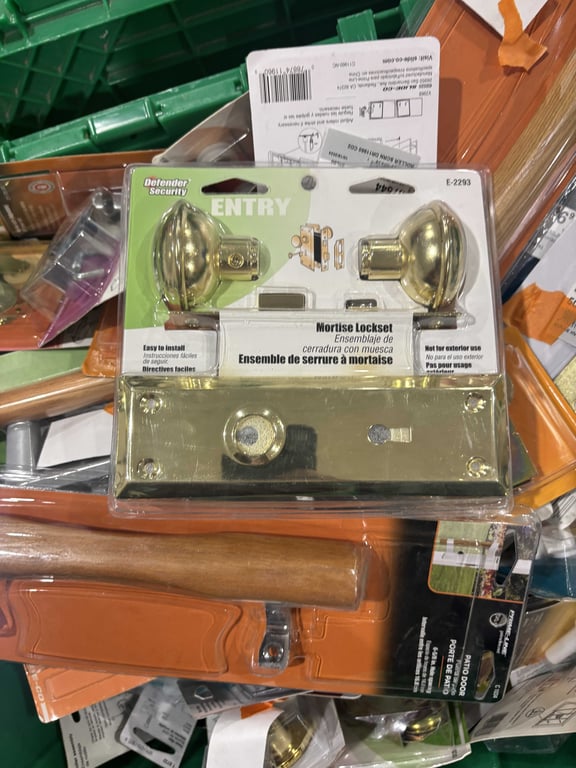 Tote of misc hardware - Image 6