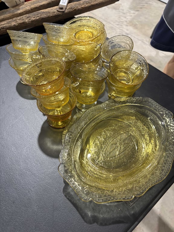55 Piece Yellow Depression Glass Set - Image 2