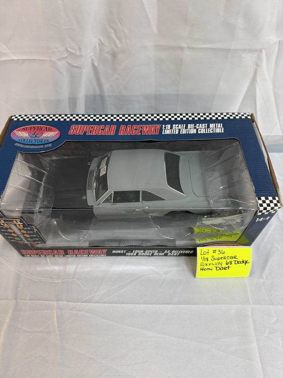 1:18 SUPERCAR RACEWAY 68 DODGE HEMI DART HURST - Image 2
