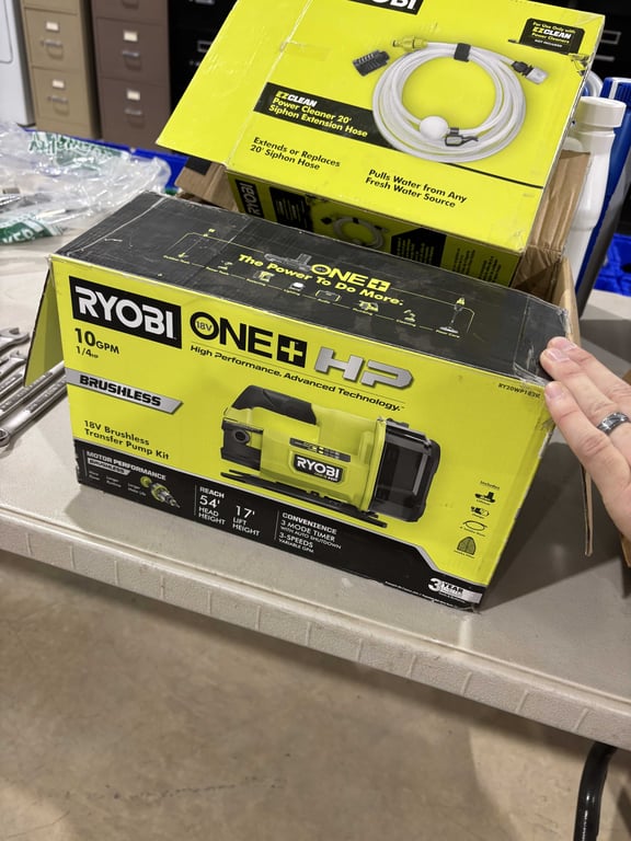Ryobi 18v transfer pump kit and sypon hose - Image 2