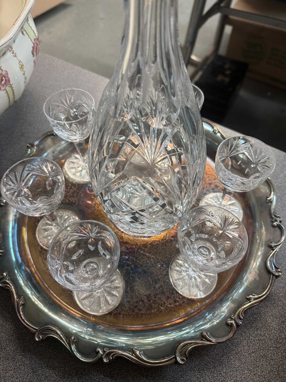 CUT CYSTAL DECANTER AND MATCHING STEMWARE - Image 2