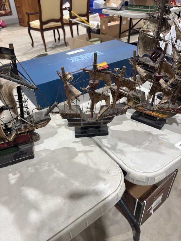 4 Wooden Ships - Image 3