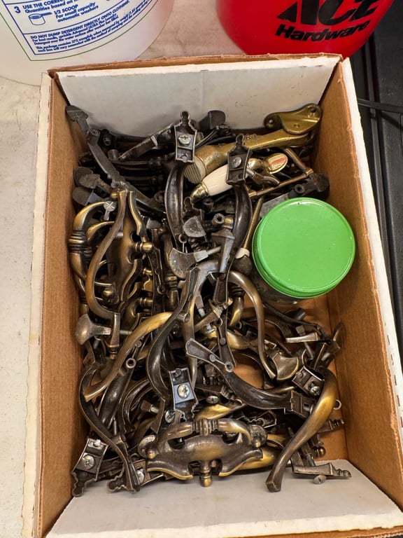 Misc antique brass - Image 2