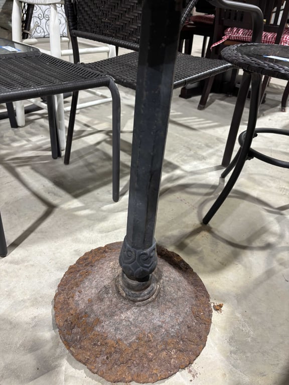 Iron Birdfeeder - Image 4