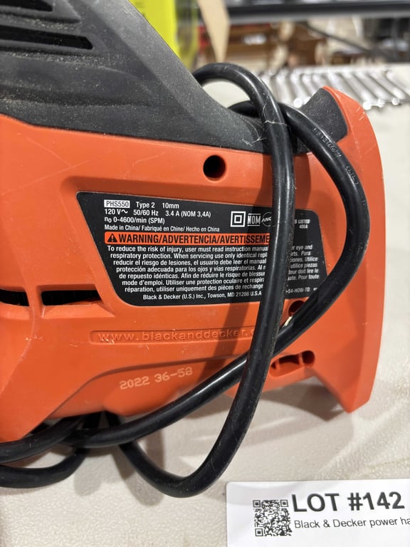Black & Decker power handsaw - Image 2