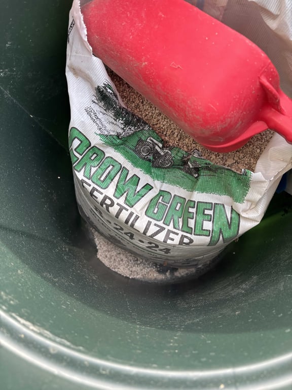 Fertilizer - Image 2