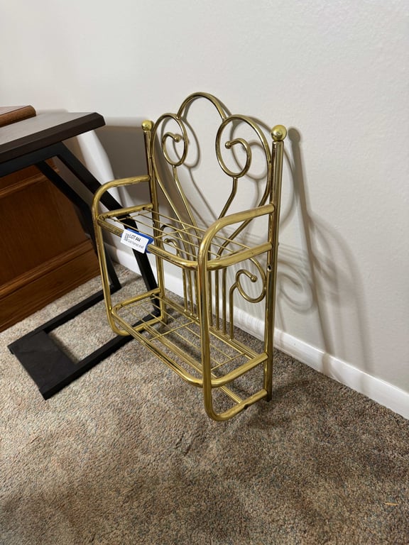 Gold framed shelf - Image 2