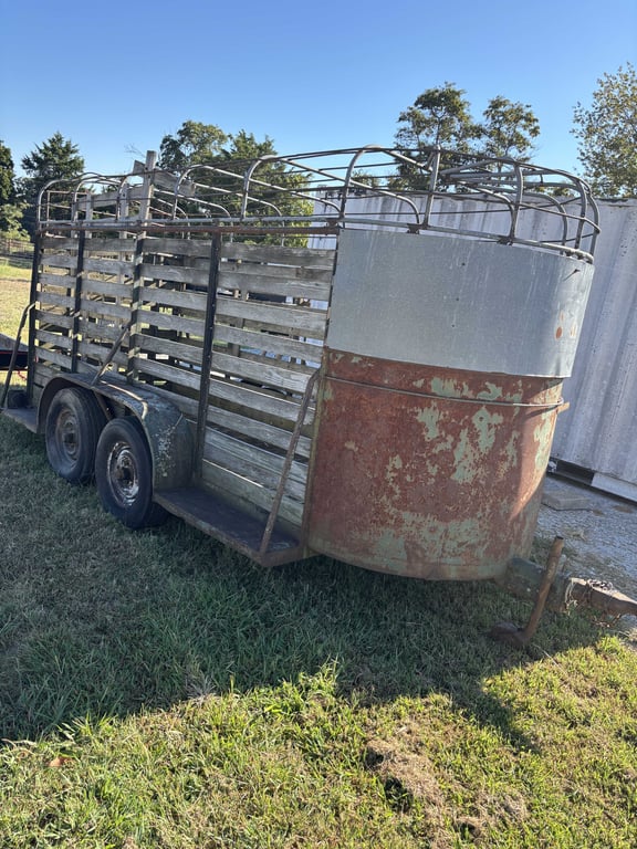 Stock trailer - Image 2