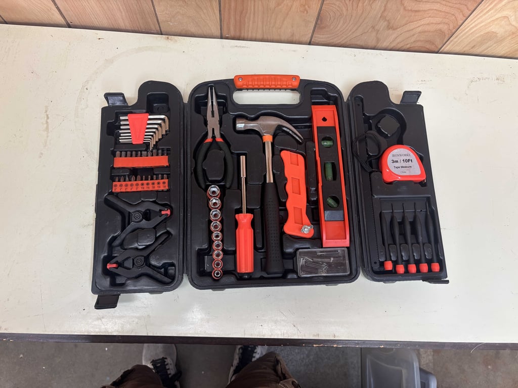Tool kit (black case)