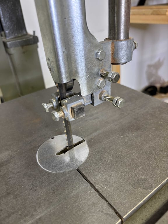 Buffalo 14" Wood Cutting Bandsaw - Image 4