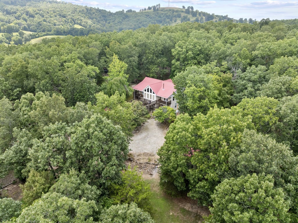 3 bed 3 bath home on 26.19 acres - Image 11