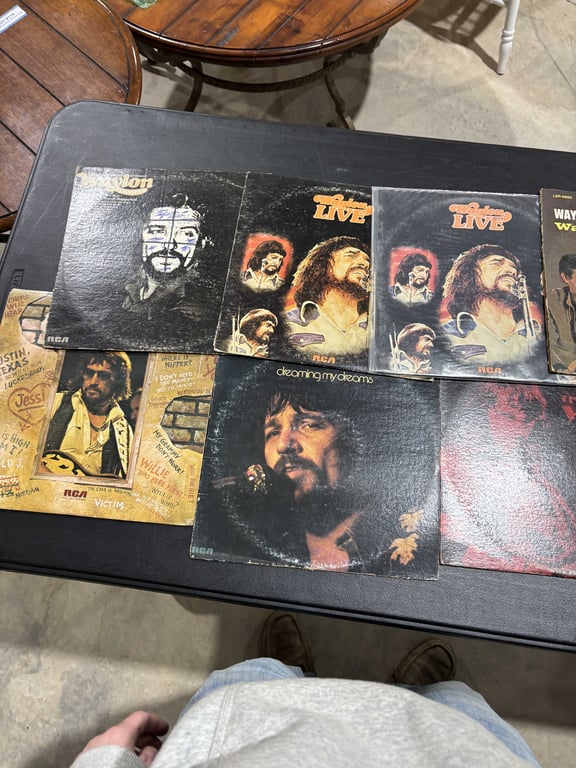 16 Waylon Jennings Albums - Image 4