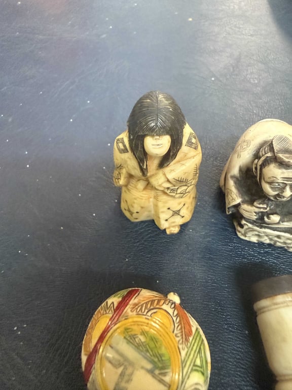 VTG ASIAN GROUPING - Image 4