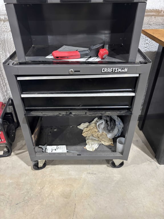 Craftsman 5 drawer tool box & contents - Image 3