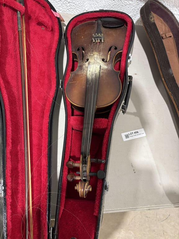 Vintage Fiddle and Black Case - Image 2