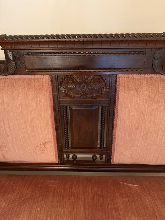VICTORIAN EASTLAKE SETTEE W DARK WOOD FRAME - Image 2