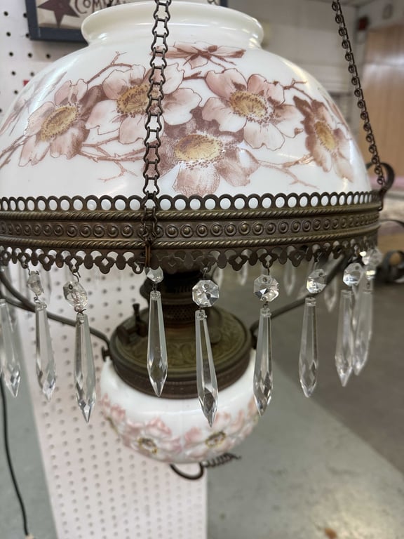 BRADLEY HUBBARD B&H HANGING LIBRARY PARLOR OIL LAMP - Image 2