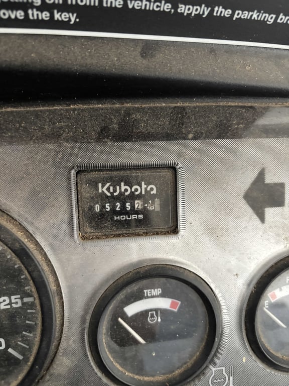 2011 Kubota RTV900XT Diesel 4x4 SxS - Image 10