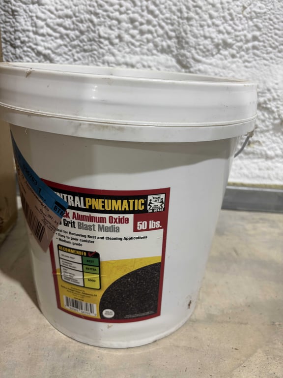 Central Pneumatic Blast Cabinet with Bucket of Blaster - Image 4