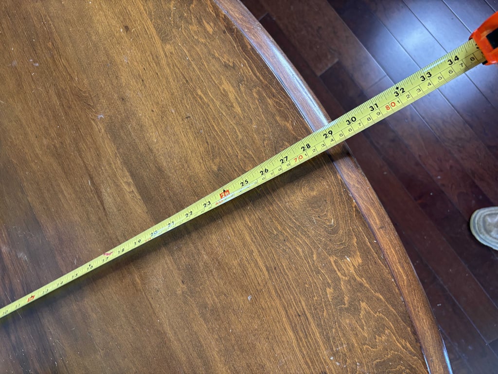 Queen Anne Style Wooden Oval Entry Table - Image 6