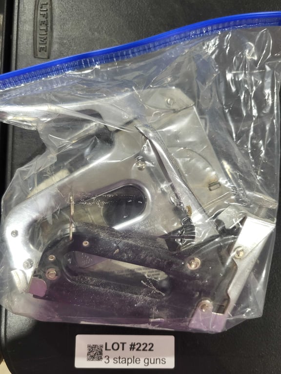 3 staple guns - Image 2