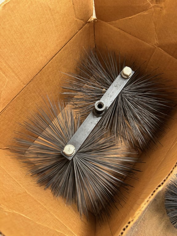 Chimney cleaning tools - Image 2