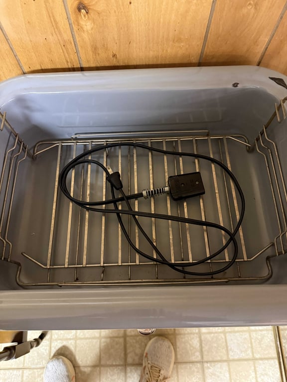 VTG 1950'S WESTINGHOUSE ELECTRIC ROASTER - Image 4