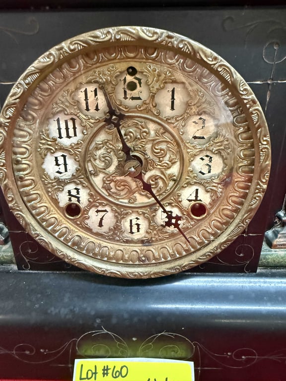 VICTORIAN STYLE SETH THOMAS MANTLE CLOCK (NOT WORKING) - Image 2