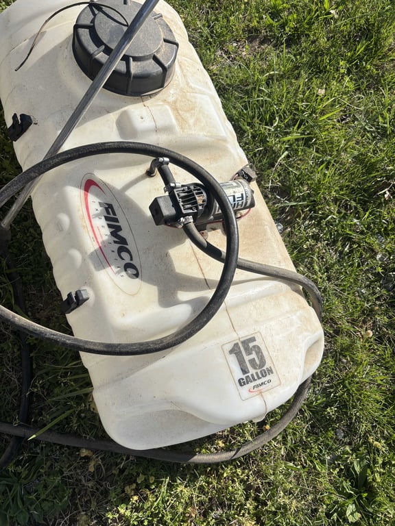 FIMCO 15 Gallon Sprayer - Image 3