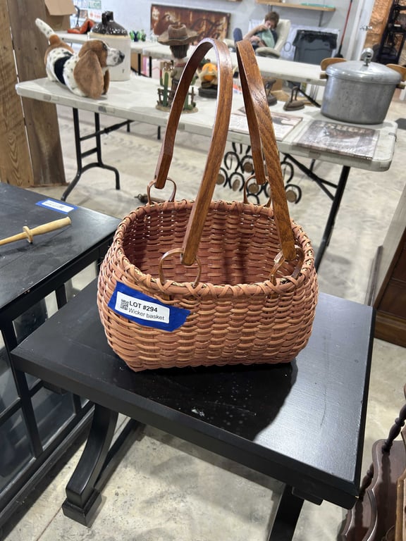 Wicker basket