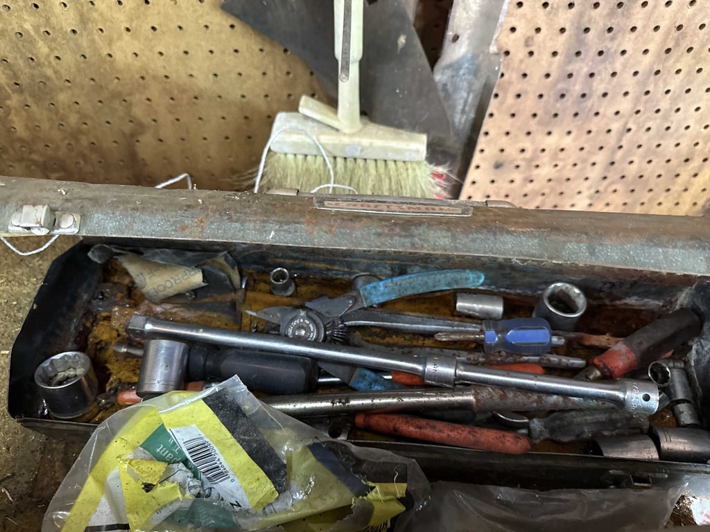 4 Tool boxes with content - Image 3