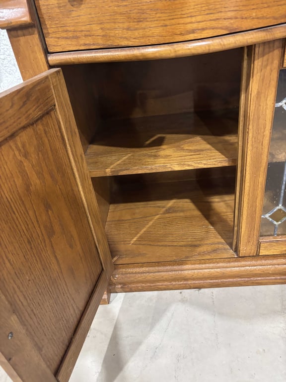 China Cabinet - Image 5