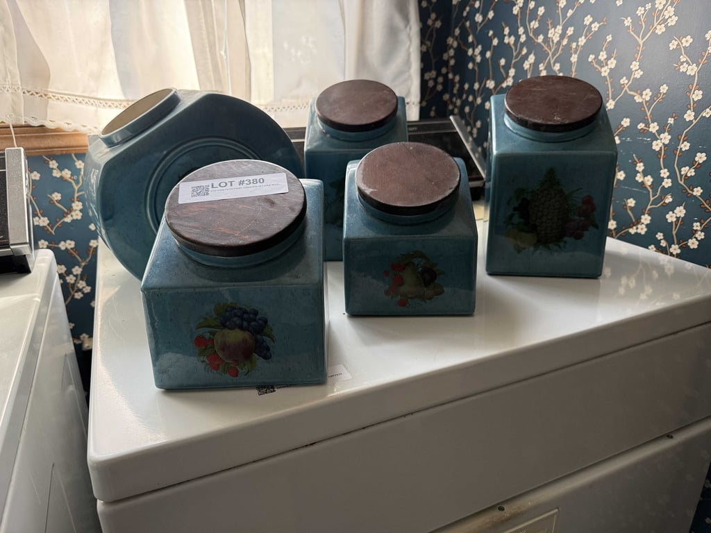 VTG HYALYN POTTERY CANISTER SET (ONE MISSING LID)