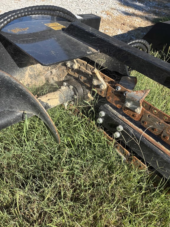 Skid steer trencher attachment - Image 4