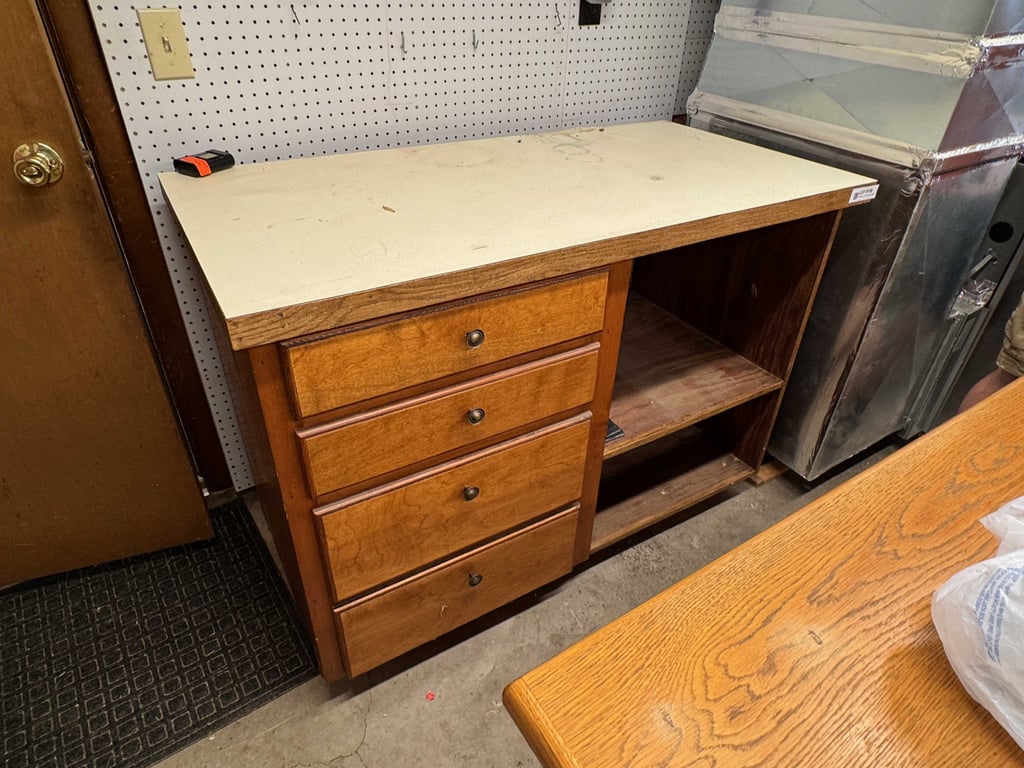 4 drawer 2 shelf work table