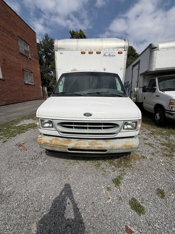 BOX TRUCK - Image 2