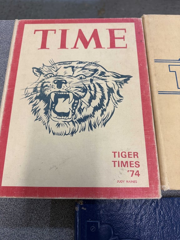 VTG. PRINCETON TIGERS ANNUALS 74,75 & 76 - Image 2