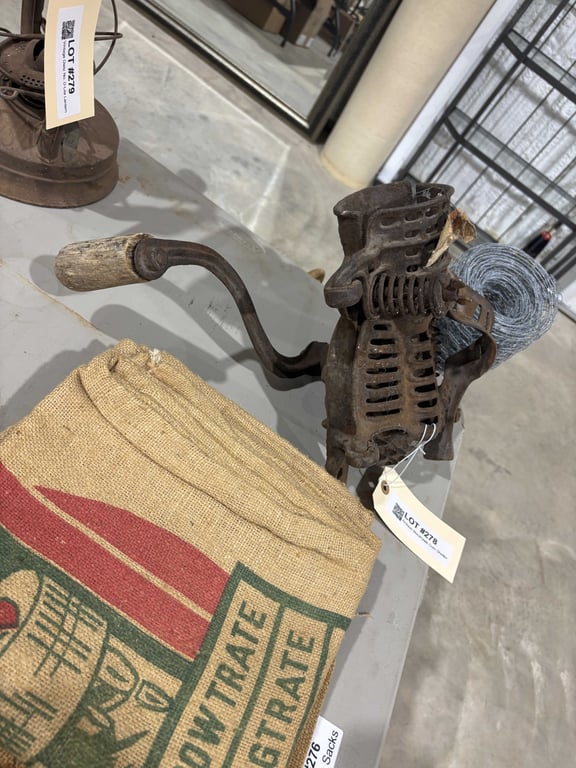 Antique Blackhawk Corn Sheller - Image 2