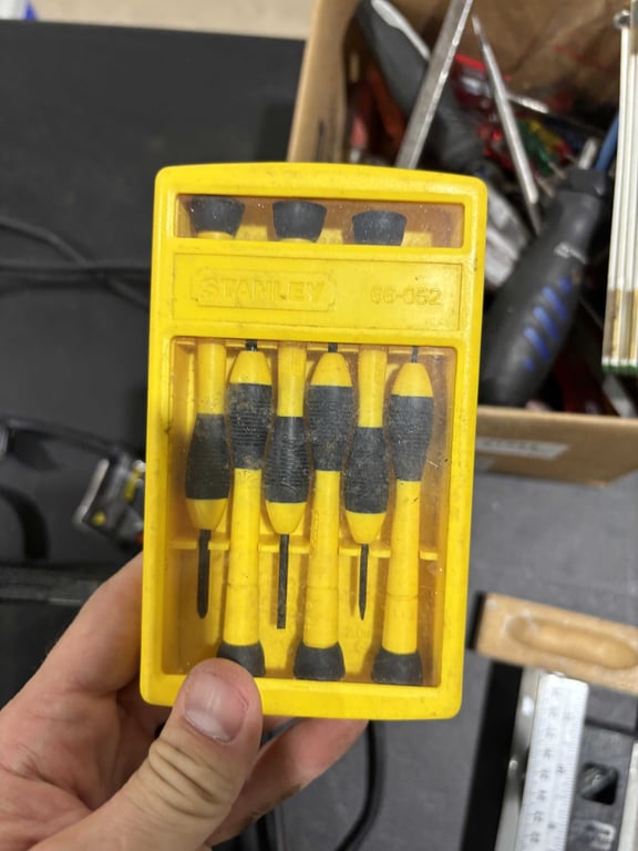 Box misc screwdrivers - Image 3