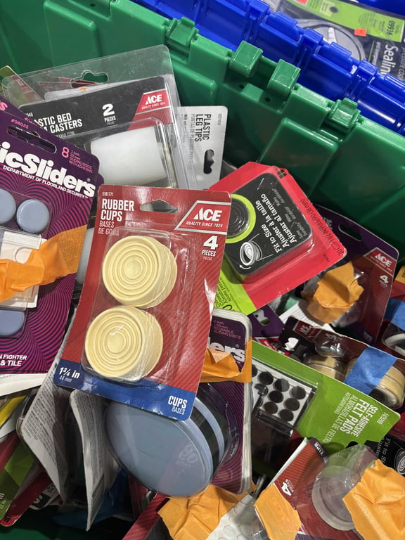 Tote of felt pads, bed casters,  - Image 6