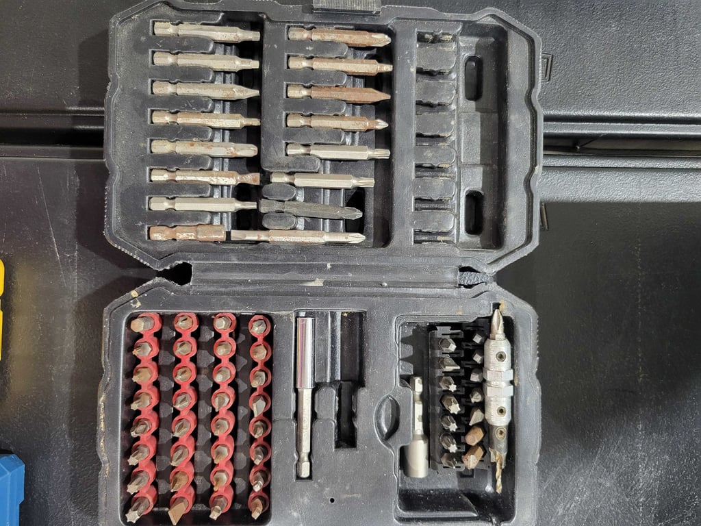 75 piece impact bit set & Craftsman bits  - Image 3