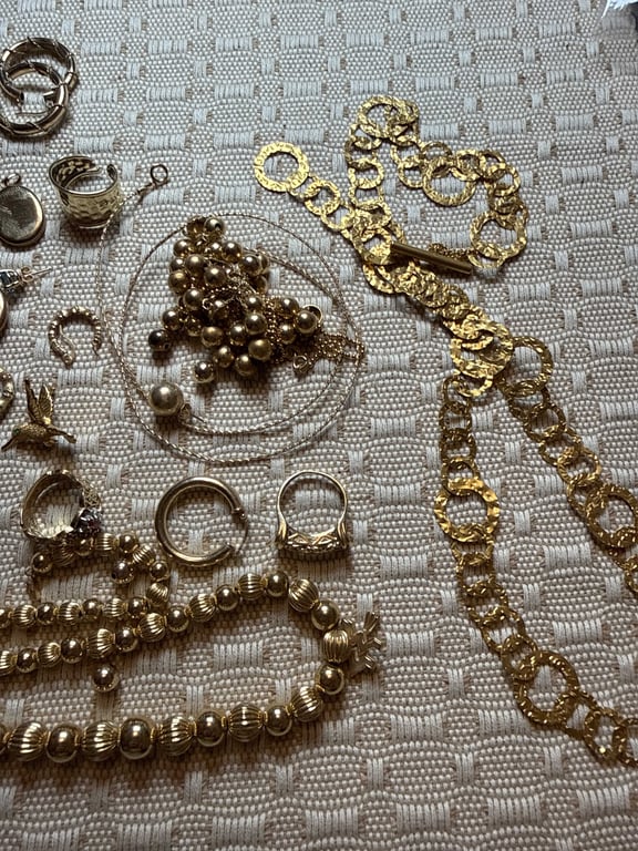 90 grams Misc 14k Gold - Image 3