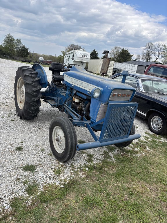 Ford 3000 Diesel - Image 4