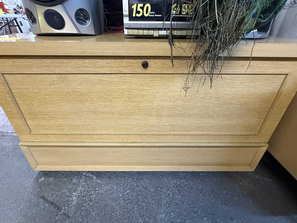 BLONDE CHEST & MATCHING RECORD STAND