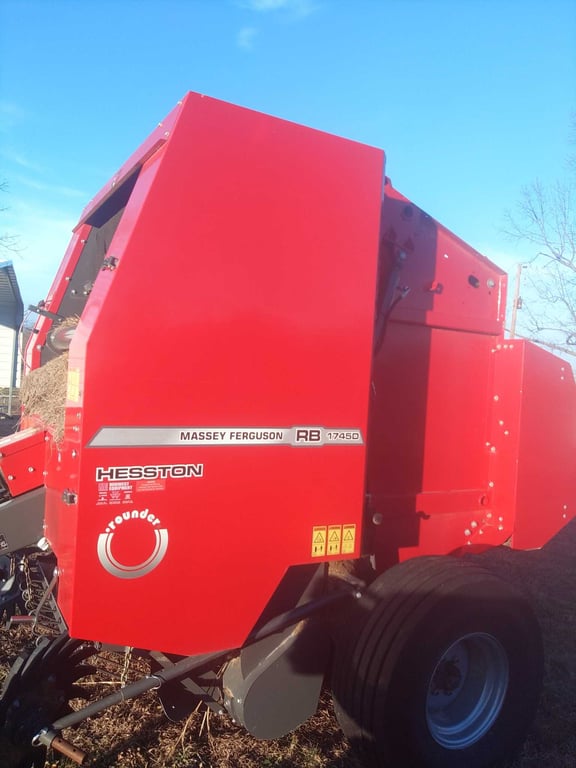 Massey Ferguson 1745D 4x5 net wrap baler - Image 4