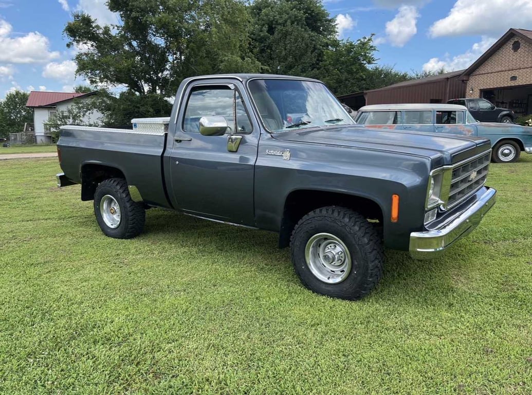 1979 Chevrolet Cheyenne 4x4 - Image 3