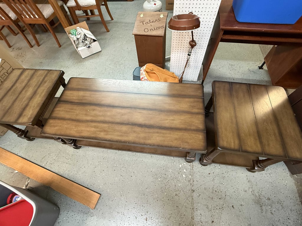 MED. WOOD FINISH COFFEE TABLE W/2 END TABLES - Image 2