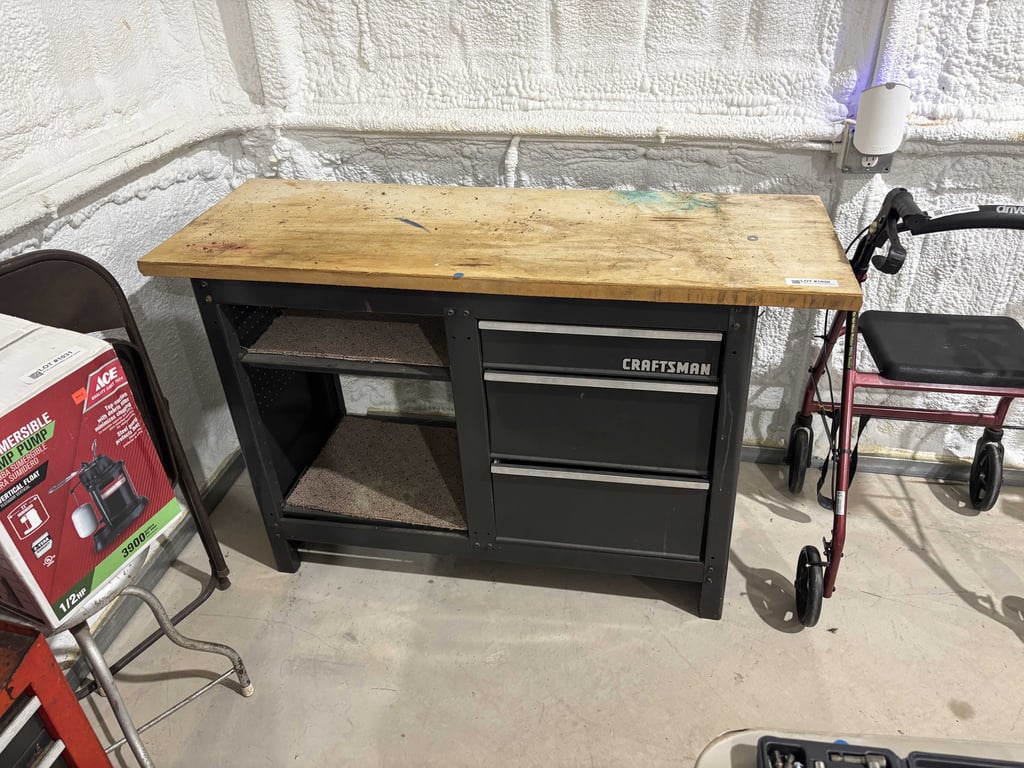 Craftsman 3 drawer work bench