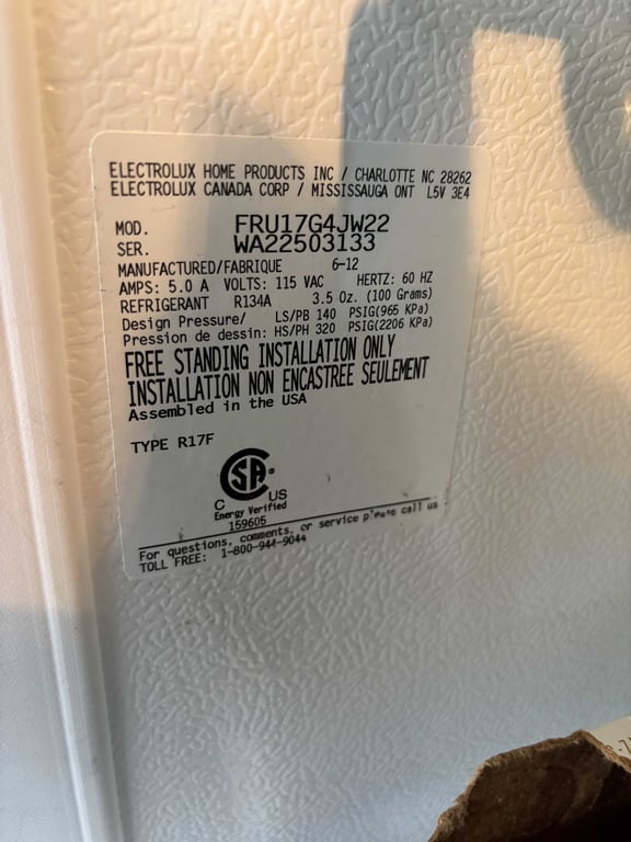 Frigidaire Refrigerator - Image 6